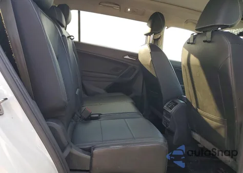 2021 Volkswagen Tiguan Se z USA, uszkodzony, nr VIN 3VV3B7AX4MM014869